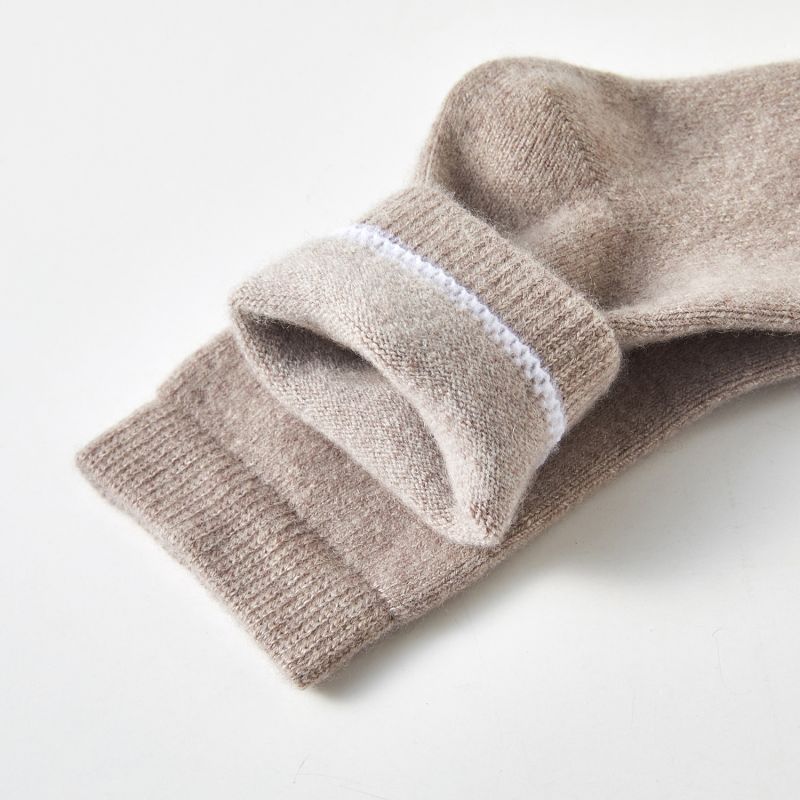 Cashmere Quarter-Length Socks Set Of Two - Meditating Lamb Collection In Moon Grey image