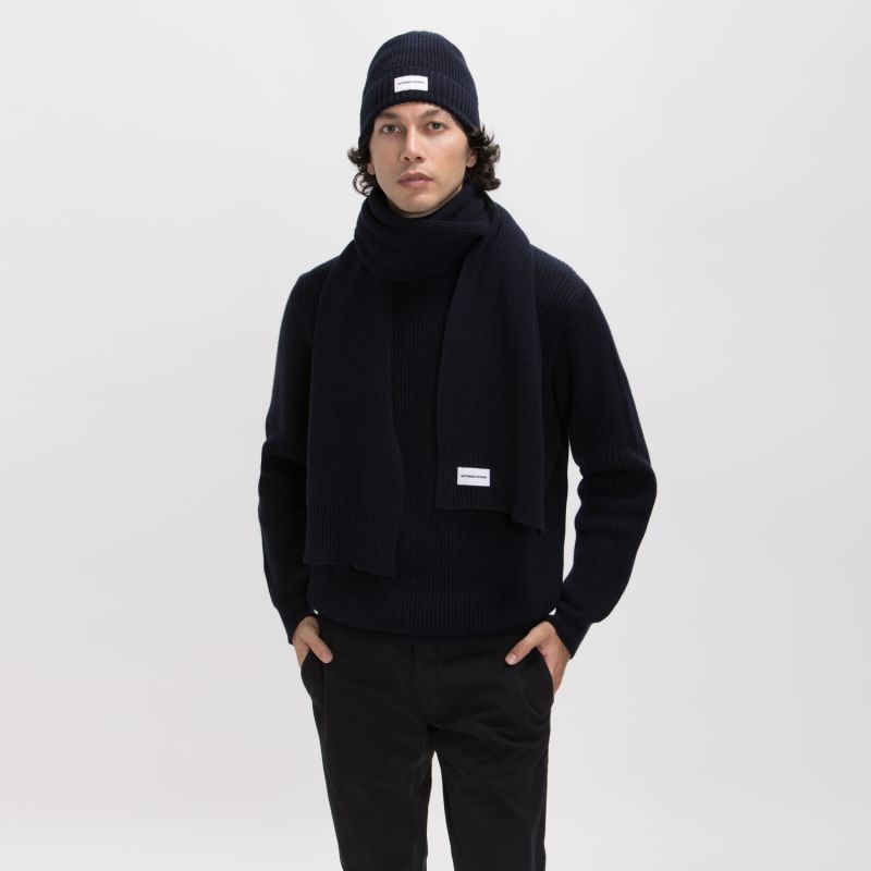 Cashmere Ribbed Beanie - Navy image