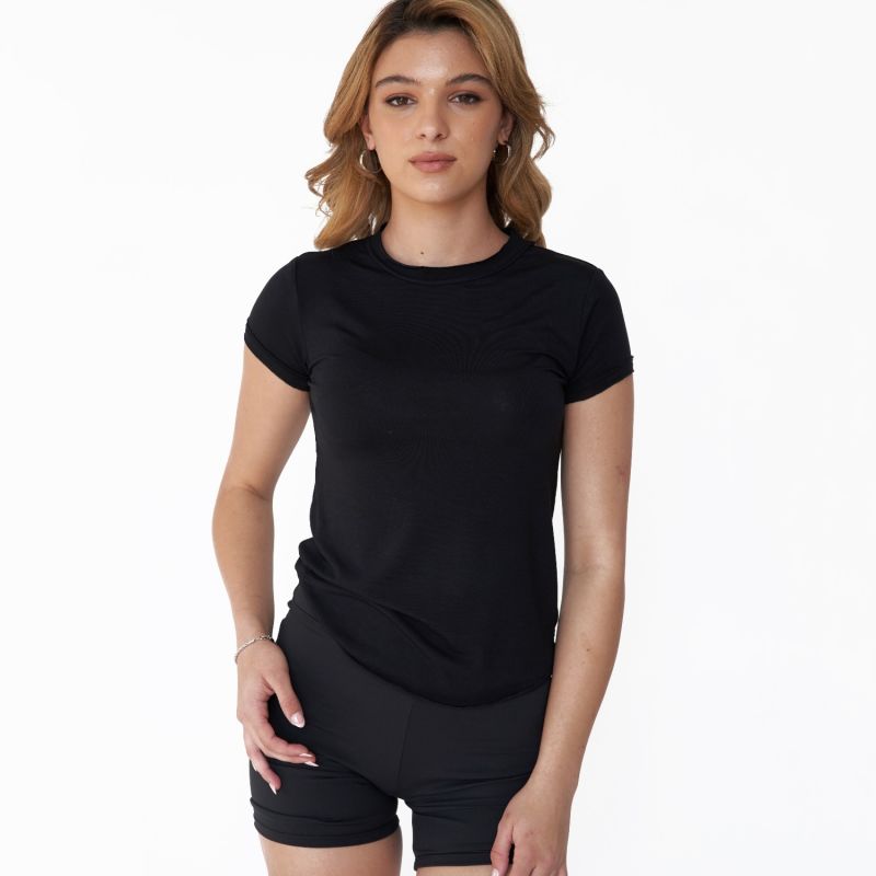 Perfect Tee With Raw-Edges In Black image