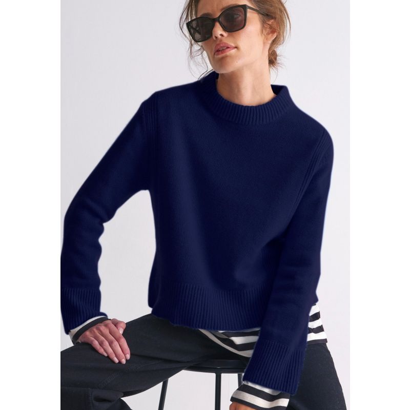 Cropped Cashmere Sweatshirt In Midnight Blue image