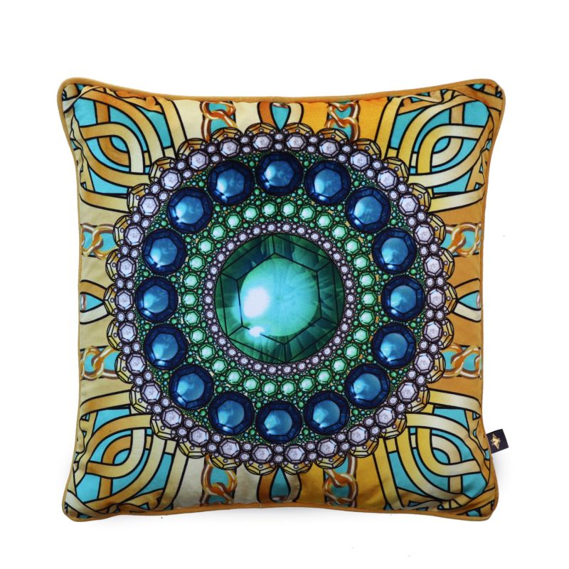 Zellandine's Emerald Brooch Velvet Cushion image