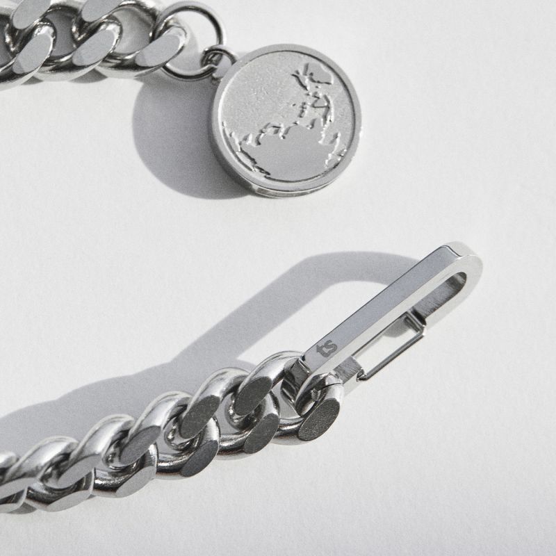 Earth Pendant Chunky Chain Bracelet image