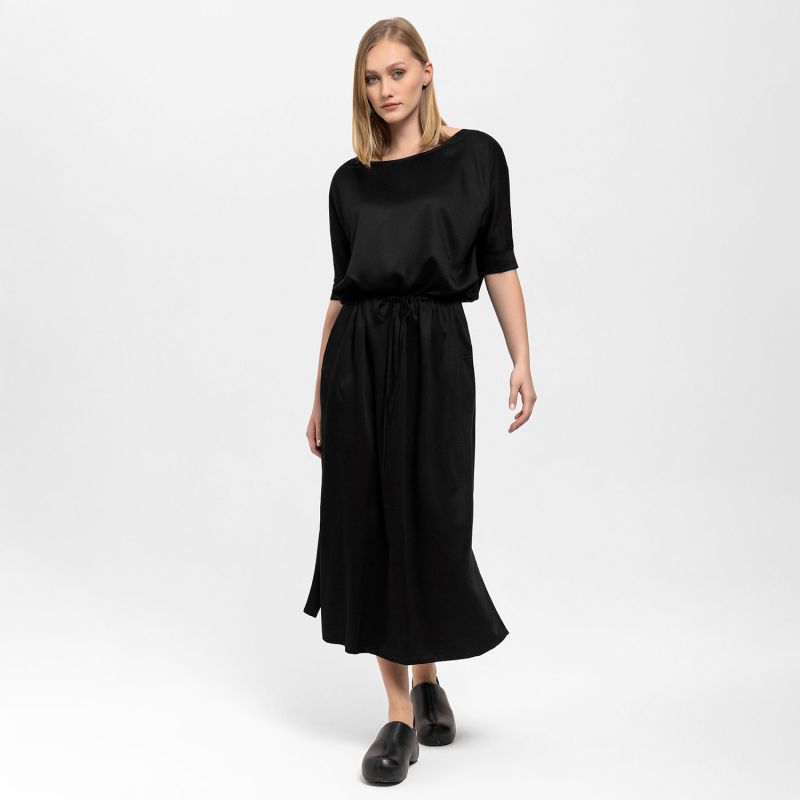 Gathered Detailing Satin Dress In Black image