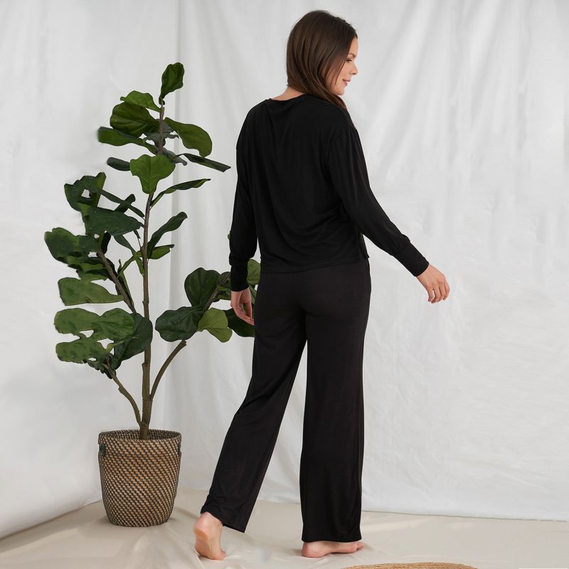 Bamboo Loungewear Set In Black image