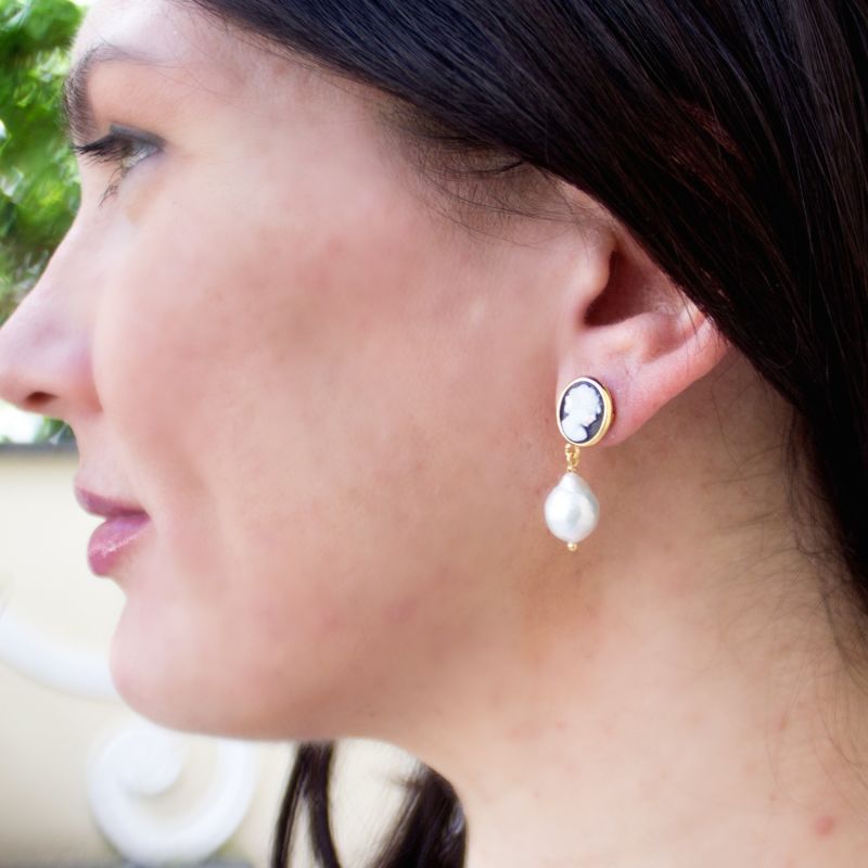 Black Mini Cameo & Pearl Earrings image