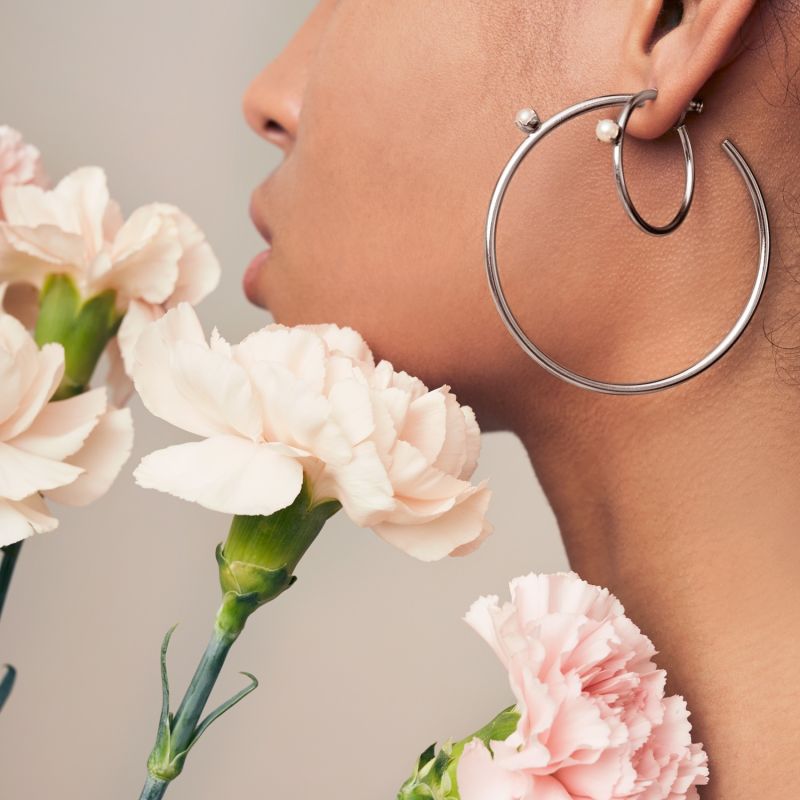 Pearl Floret Hoops Medium Silver image