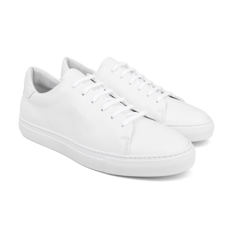 Low-Top Sneakers White Elio image