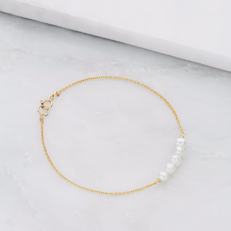 Gold Cluster Pearl Bracelet image