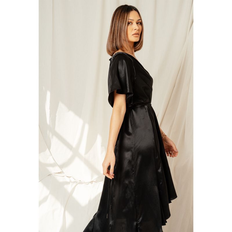 High Low V Dress Black image