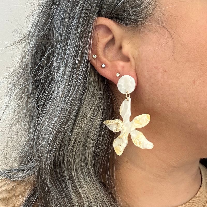 Banana republic earrings store