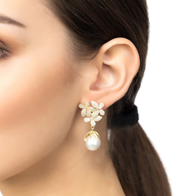 Flowers Baroque Pearl Earrings Gold White image