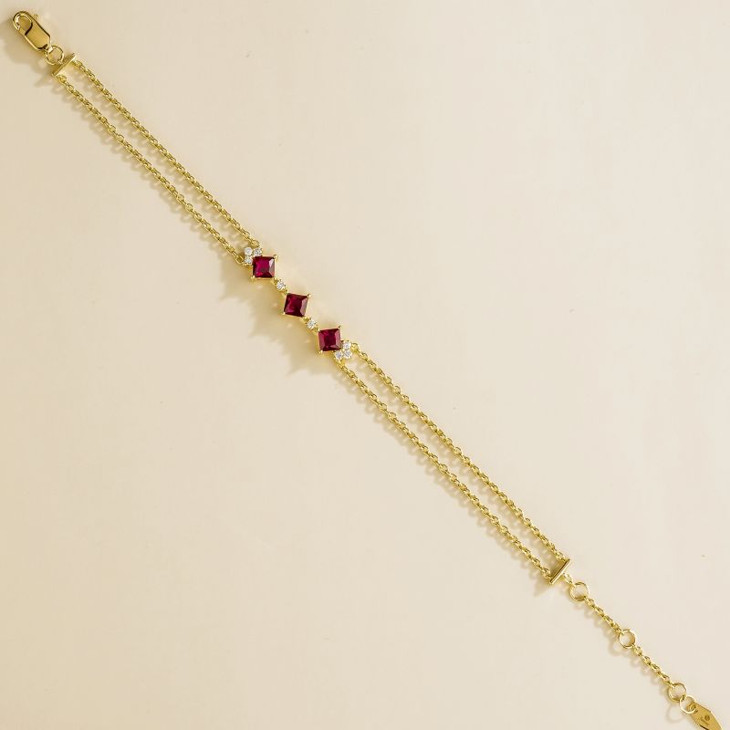 Forma Gold Bracelet Set With Ruby & Diamond image