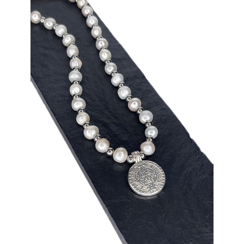 Freshwater Pearl Coin Necklace image