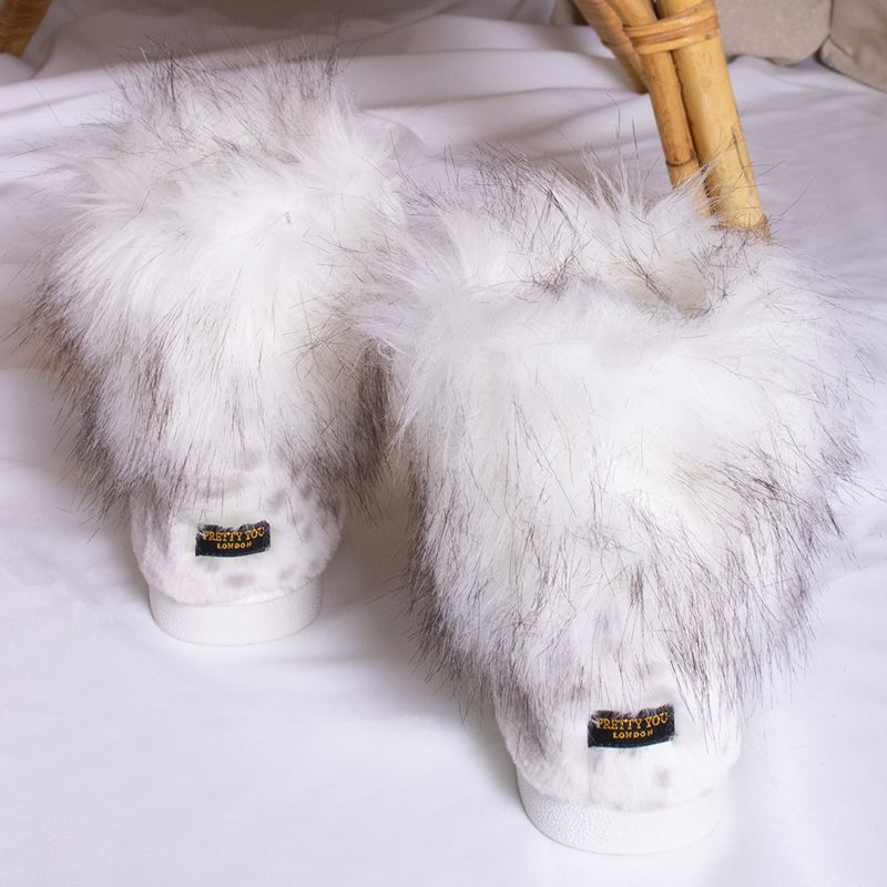 Cosy Bootie Slipper Fern In Snow Leopard image