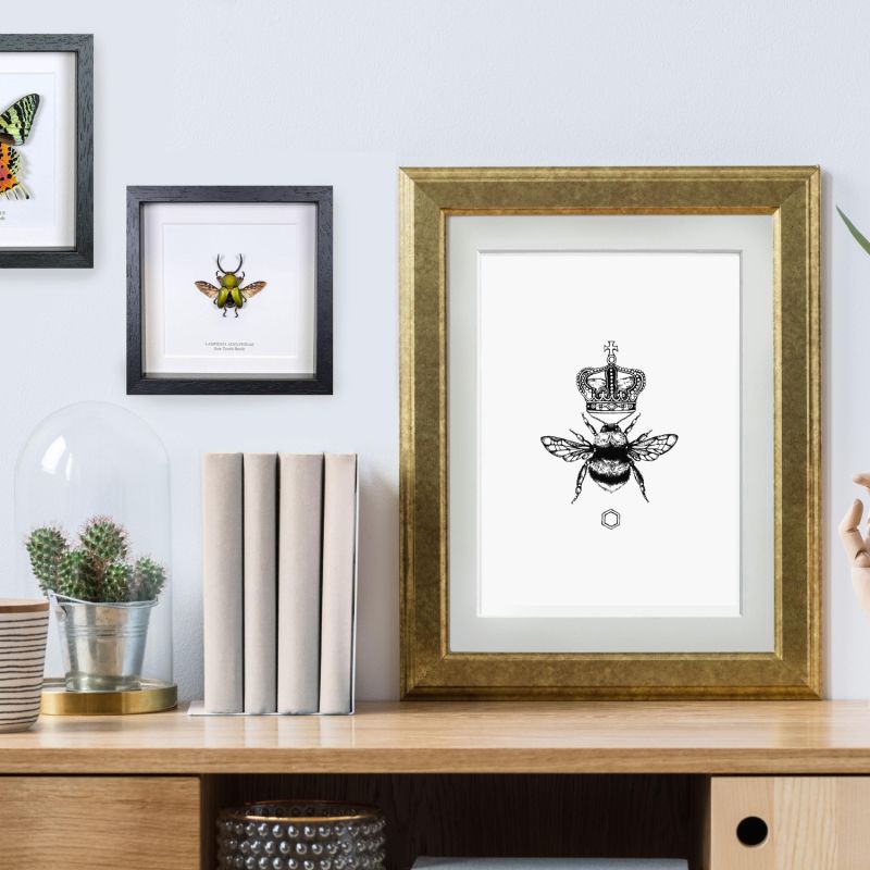 The Queen Bee Fine Art Print A4 image