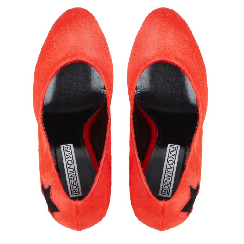 India Flaming Red Pumps image