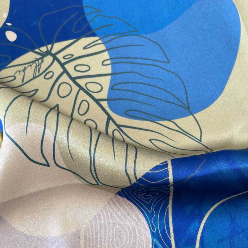 Geometrica Silk Scarf image