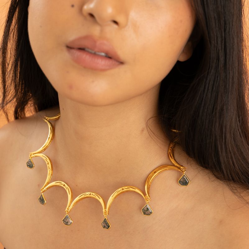 Gold Tila Necklace With Moss Agate image