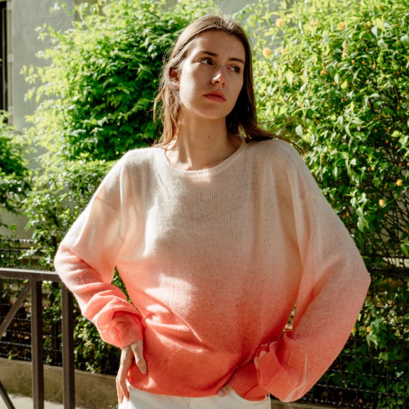 Gradient Cashmere Sweater Balloon Sleeves Coral image