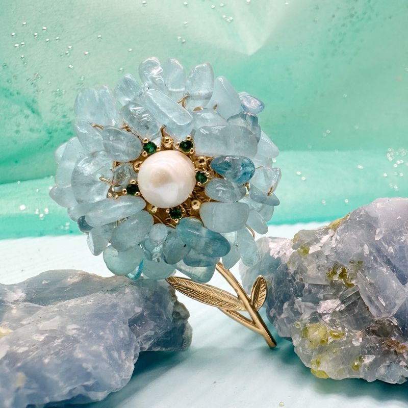 Handcrafted Flower Shape Natural Aquamarine Brooch image