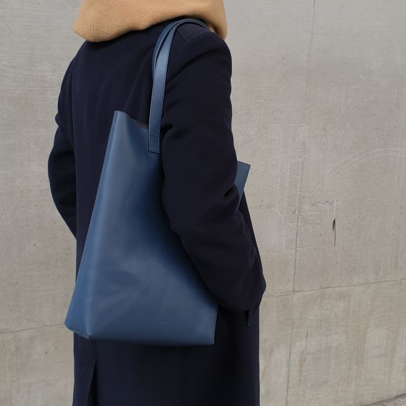 Handmade Everyday Leather Tote Bag - Navy Blue image