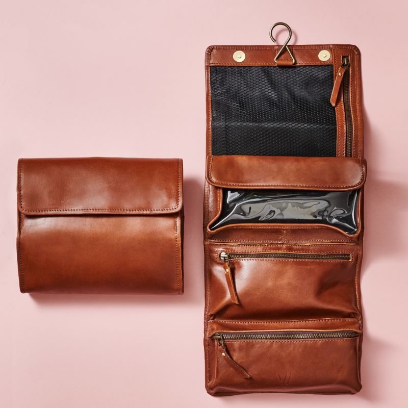 Hanging Tan Leather Wash Bag image