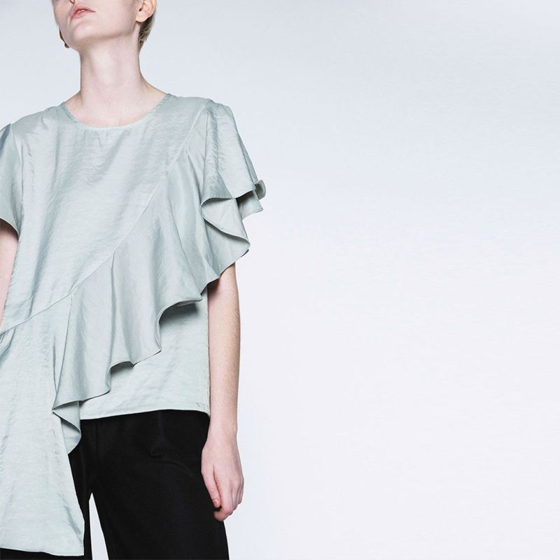 Ophelia Ruffle Oversize Top In Green Lily image