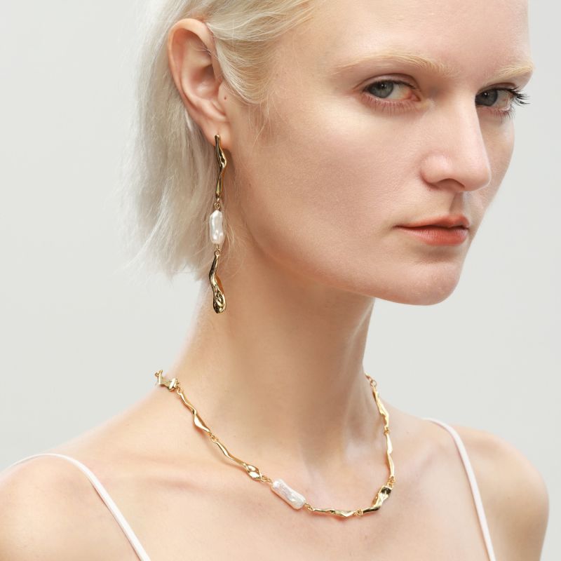 Molten Baroque Pearl Necklace image