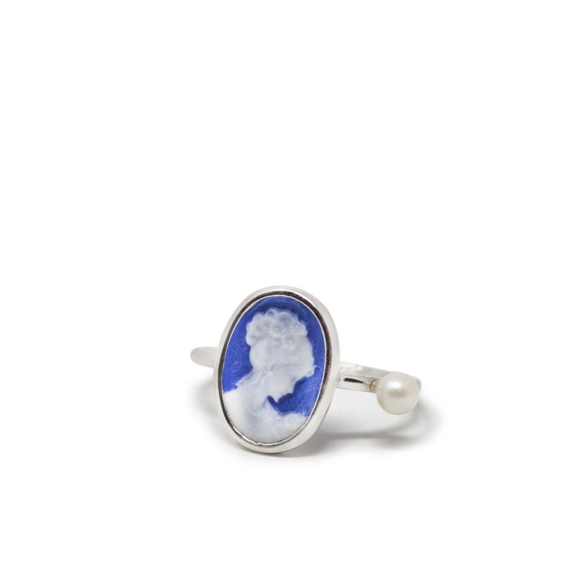 Blue Mini Cameo & Pearl Ring image