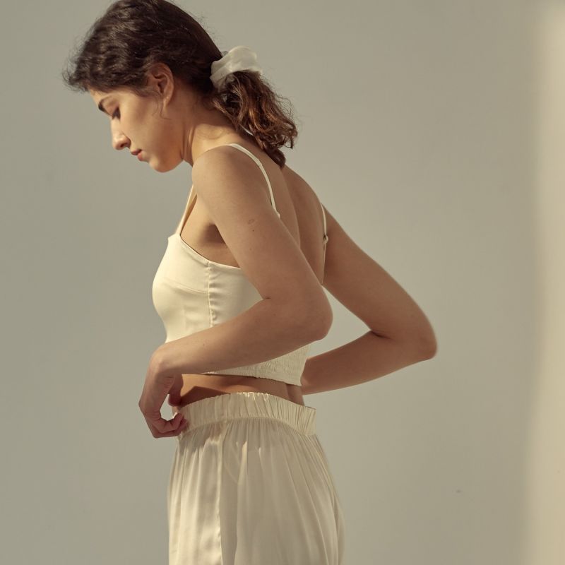 Tube top store without bra