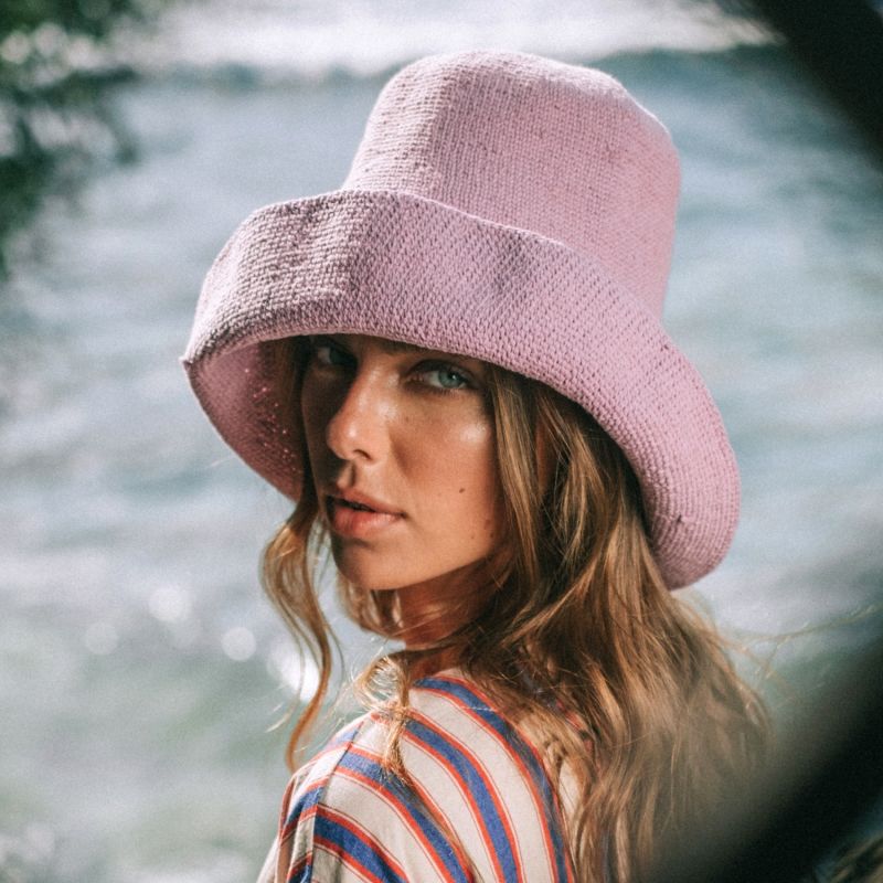 Bloom Crochet Sun Hat In Lilac Purple image