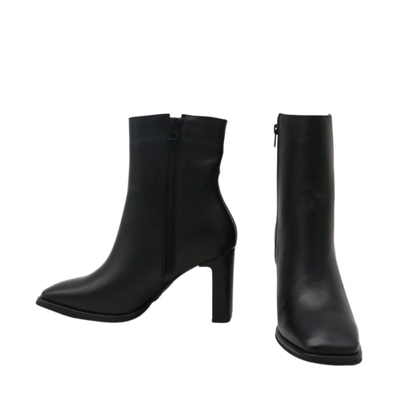 Indigo Heeled Ankle Boots In Black Leather image