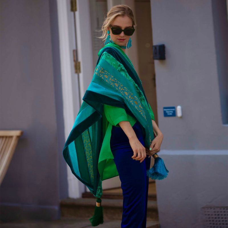 Silk Mix Tassel Scarf - Jade Green image