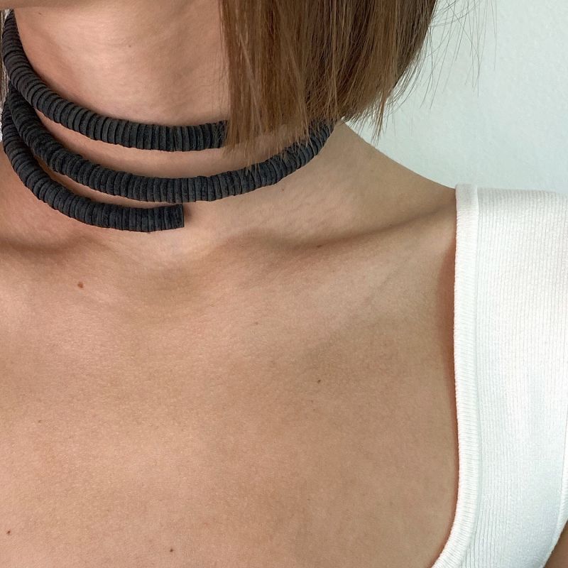 Continuous Coil Leather Choker Black image