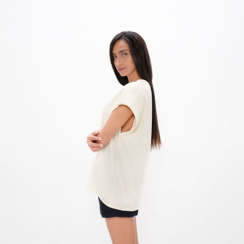 Muscat - Pyratex Seaweed Fibre Bold Shoulder Tee - Powder White image