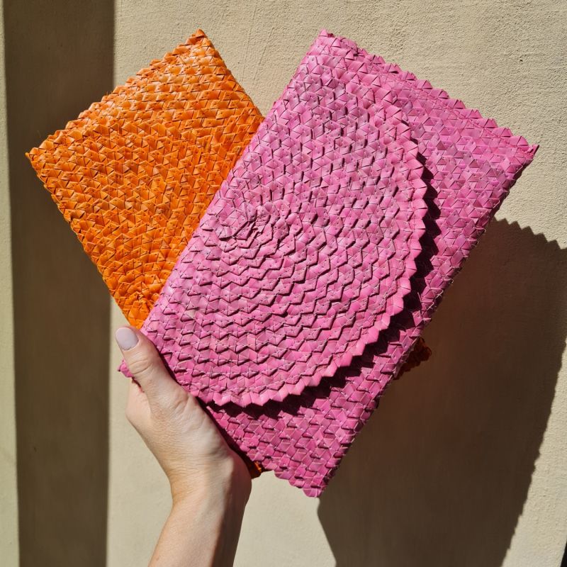 Kenzie Straw Clutch - Tangerine image