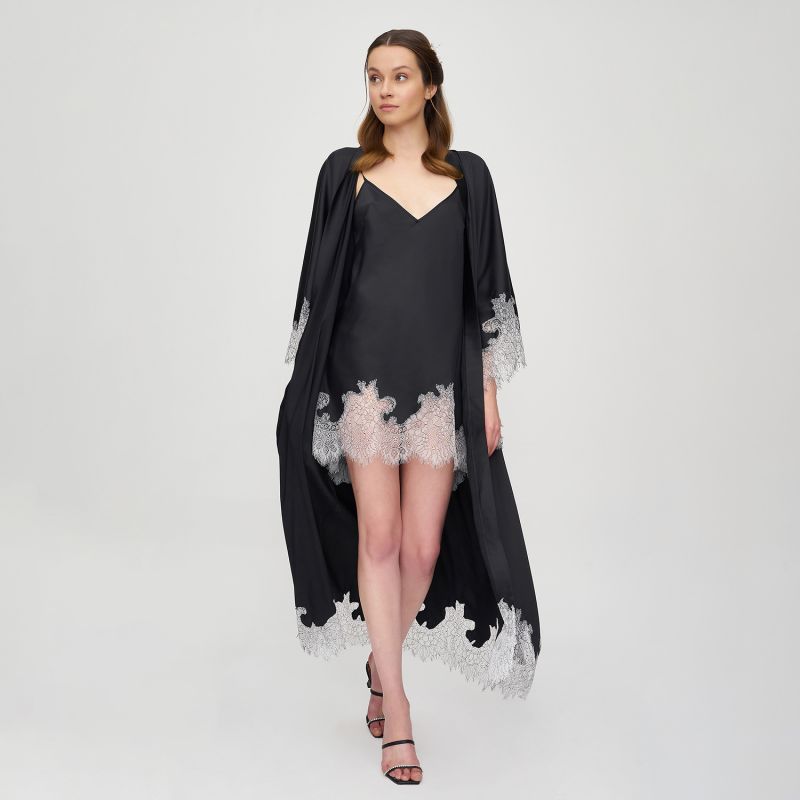 Lace Detailed Maxi Robe - Black&White Lace image