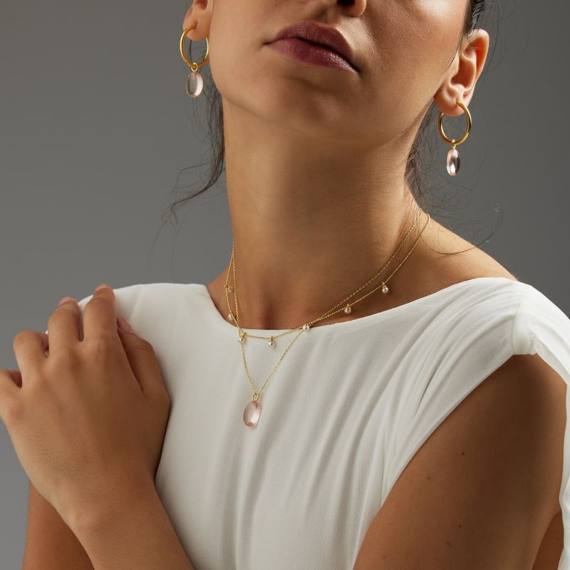 Laura Gold Chain Necklace With White Pearls image