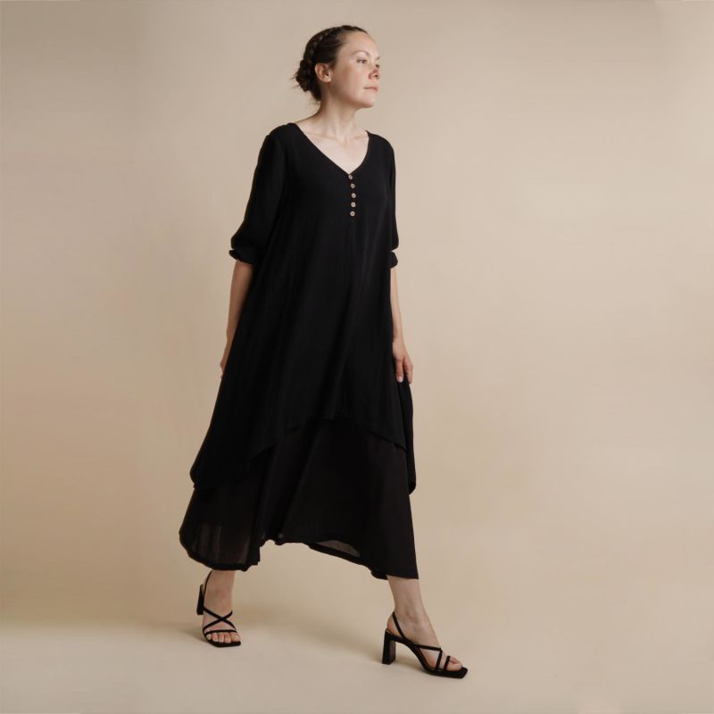 Layered Dress Chelsea Lagenlook Easy Wear Dress In Black image