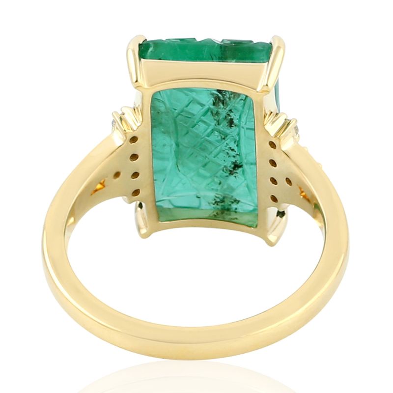 18Kt Gold Carving Emerald Natural Diamond Cocktail Ring image