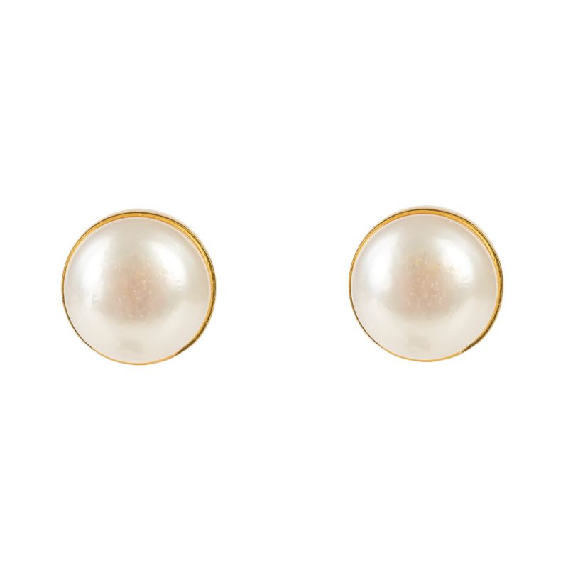 Medium Circle Stud Gold Pearl image