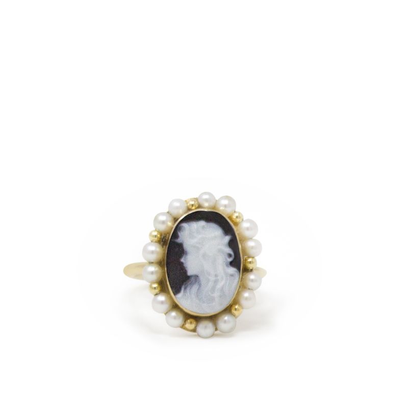 Little Lovelies Gold-Plated Black Cameo Pearly Ring image