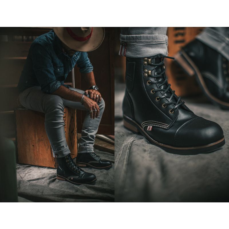 &Sons The Drover Boot Black image