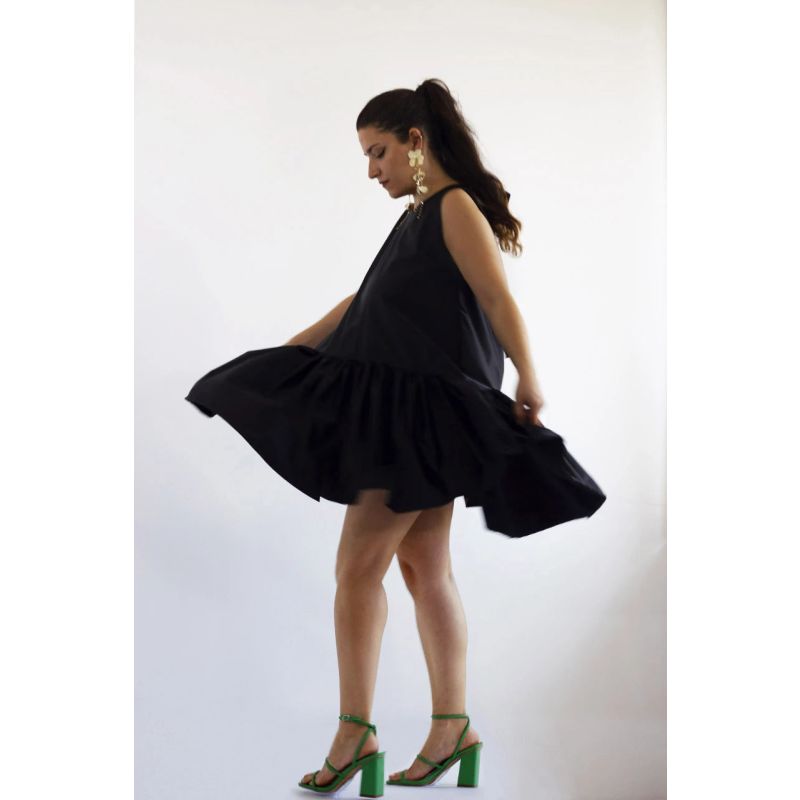 LíRio - Black Dress With Ruffle image