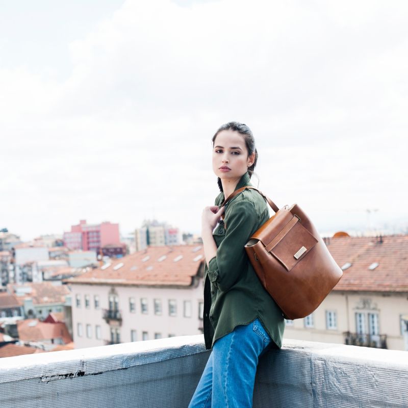 Large Shoulder Bag Classic Brown Leather image