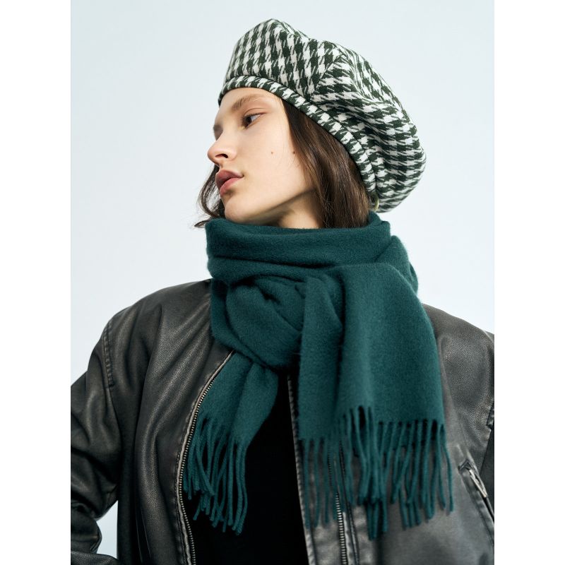 "Lost In Warmth" Classic Cashmere Scarf Hunter Green Lost Pattern