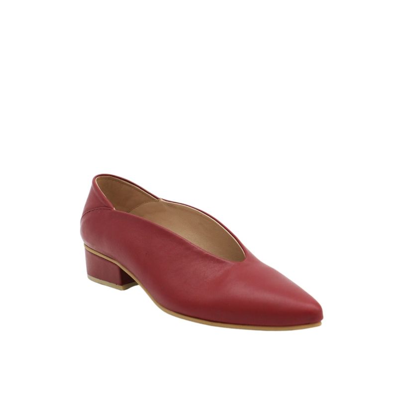 Louvre Slip-On Loafers In Ruby Wine Leather image