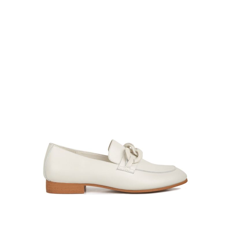 Merva Chunky Chain Leather Loafers In Off White image