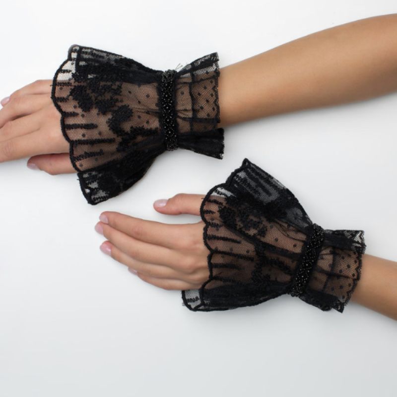 Dalila Cuffs image