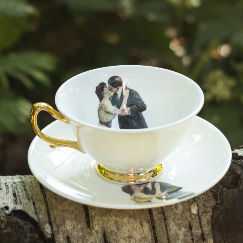 Kissing Couple Teacup & Saucer Melody Rose London Wolf & Badger